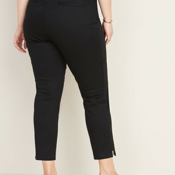 NWT Old Navy High Waisted Pull on Pants 26 Plus Long Black - Picture 2 of 11